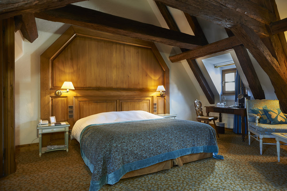 Relais & Chateaux La Maison Des Tetes Colmar Exteriör bild