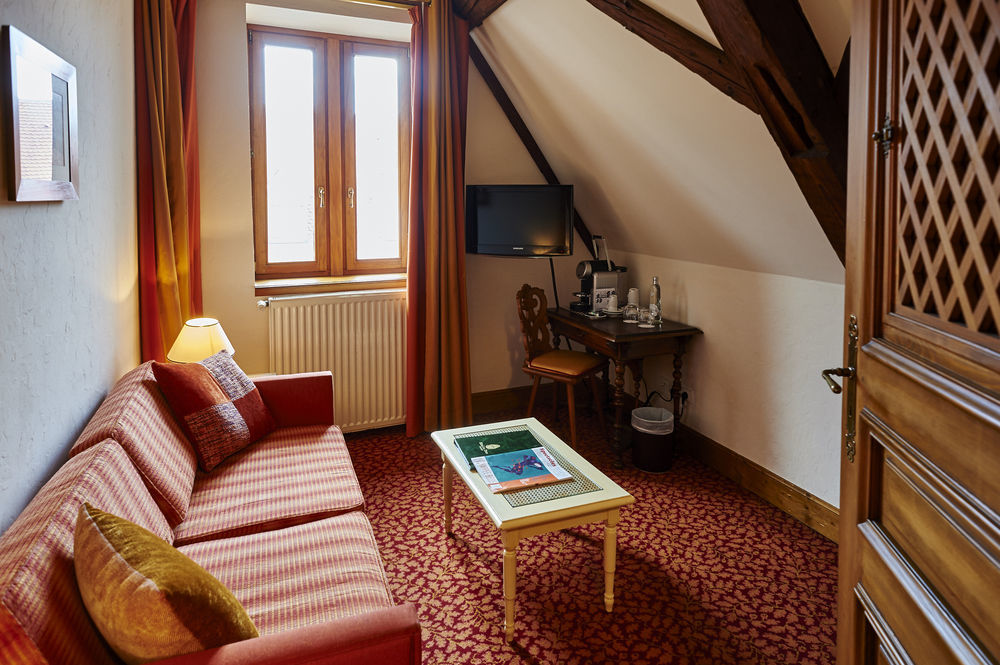 Relais & Chateaux La Maison Des Tetes Colmar Exteriör bild