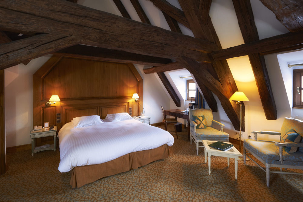 Relais & Chateaux La Maison Des Tetes Colmar Exteriör bild