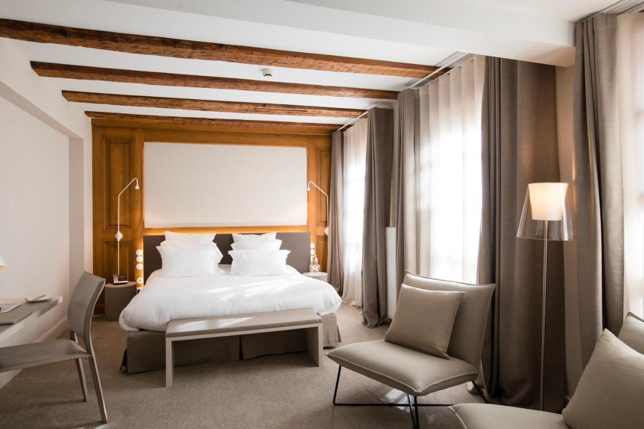 Relais & Chateaux La Maison Des Tetes Colmar Exteriör bild